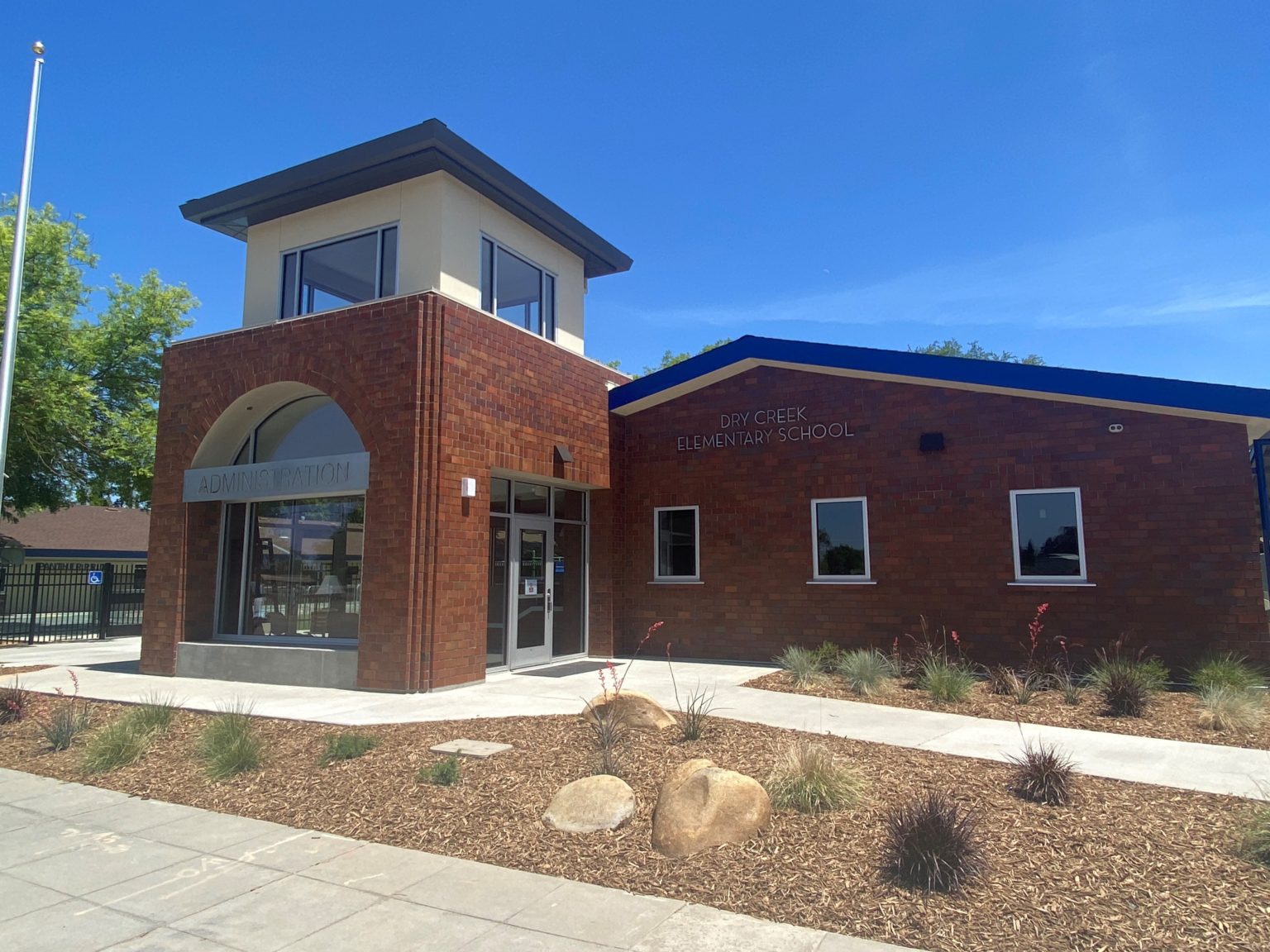 Glass, Storefronts, Showers, Screen Doors Fresno & Clovis Ca